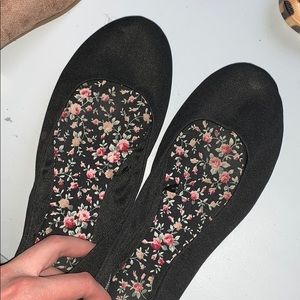Flats black size 8